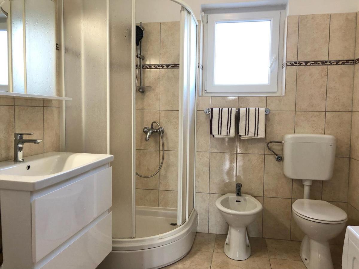 Apartments Kankul Крк Экстерьер фото