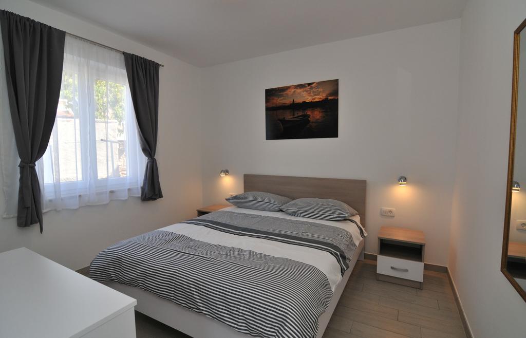 Apartments Kankul Крк Экстерьер фото